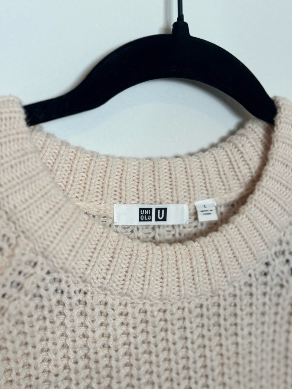 Uniqlo Mid-Gauge Cream Ribbed Knit Sweater - Picture 3 of 8